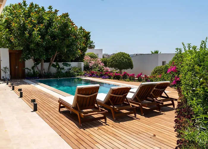 The Sunset Pavilion - Pool & 6br *