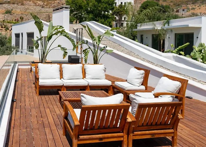 The Sunset Pavilion - Pool & 6br Vila Bodrum