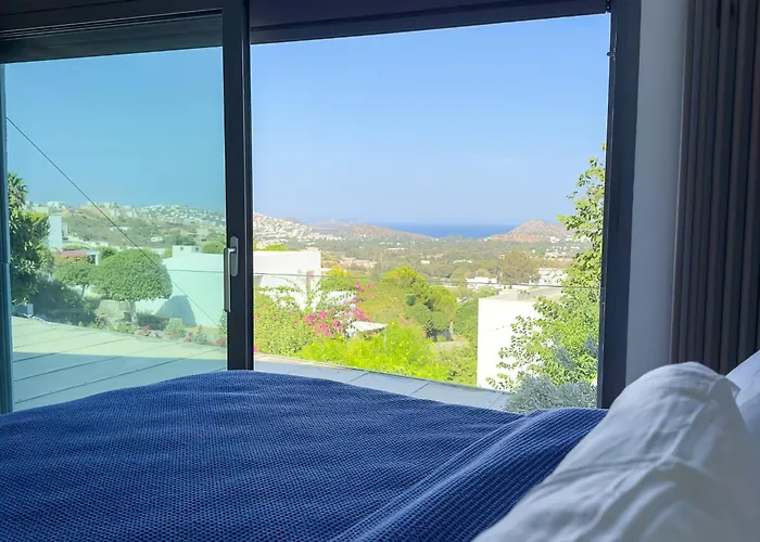 The Sunset Pavilion - Pool & 6br *