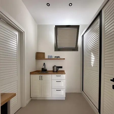 The Sunset Pavilion - Pool & 6br Вилла