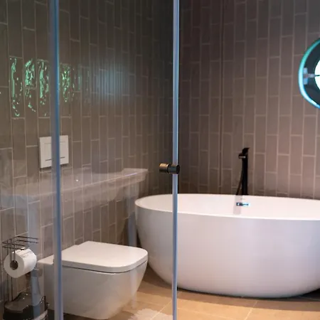 The Sunset Pavilion - Pool & 6br