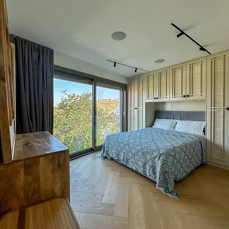 The Sunset Pavilion - Pool & 6br * Бодрум