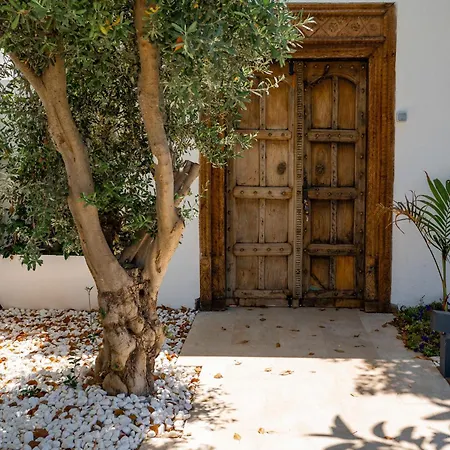 The Sunset Pavilion - Pool & 6br * Бодрум