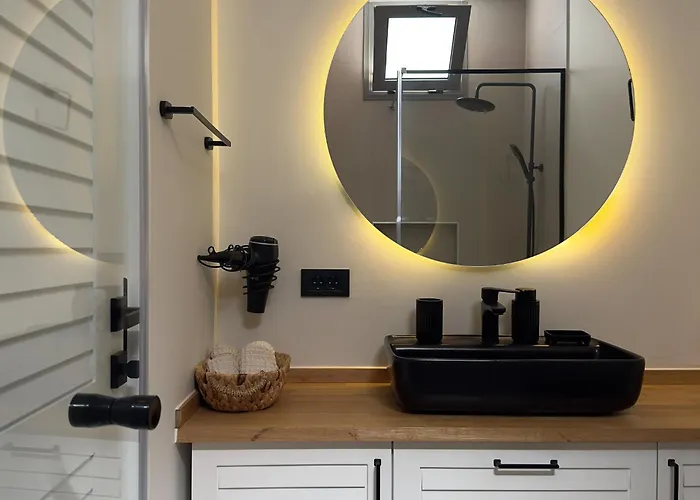 The Sunset Pavilion - Pool & 6br Willa