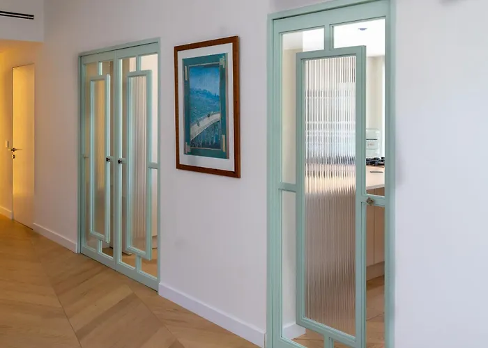 The Sunset Pavilion - Pool & 6br Villa