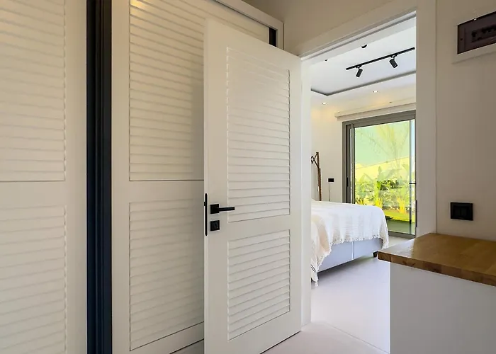 빌라 The Sunset Pavilion - Pool & 6br Bodrum